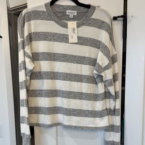 Evereve Heather Gray and Cream Striped Sweater